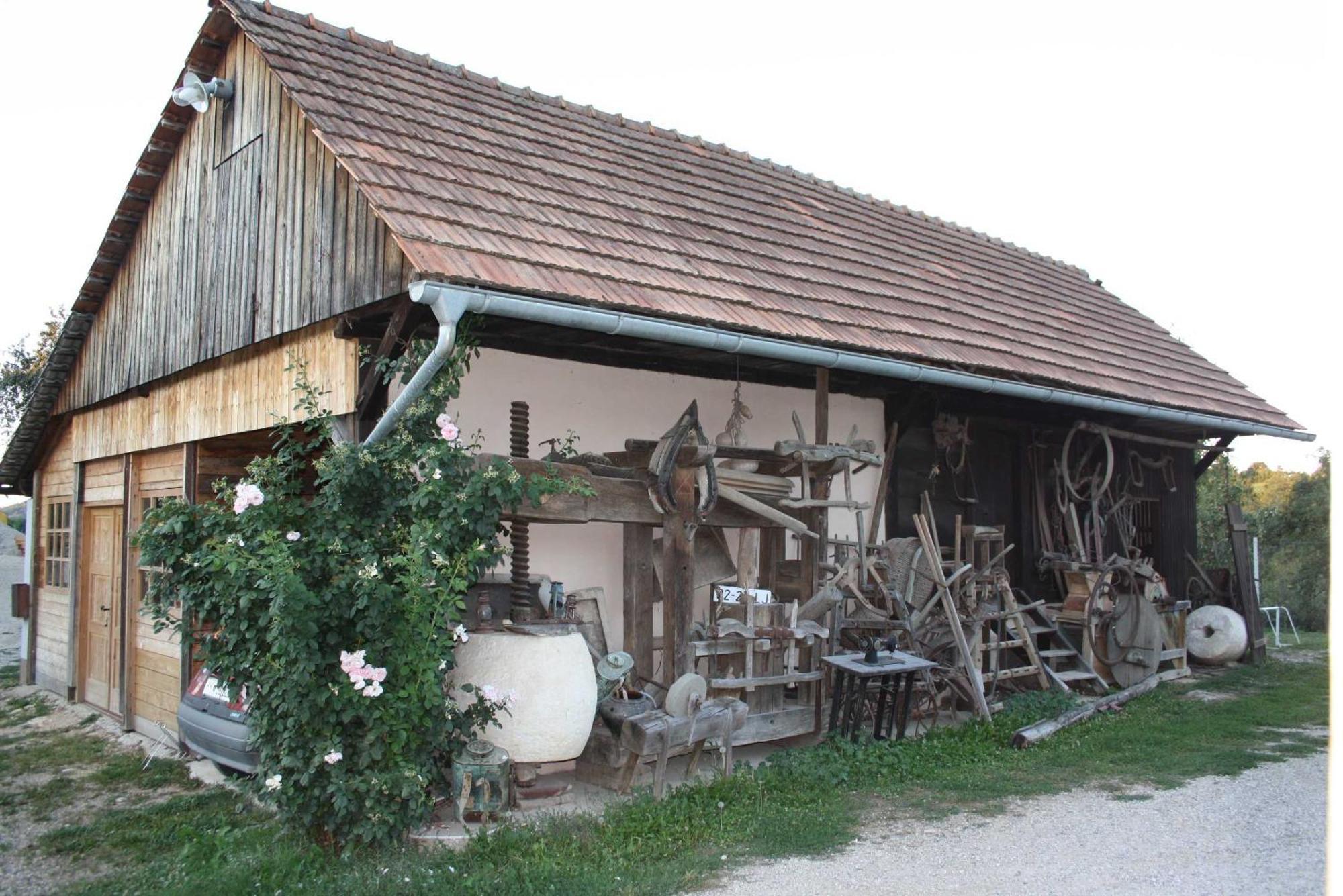 Krška Vas Tourist Farm Pri Martinovihヴィラ エクステリア 写真