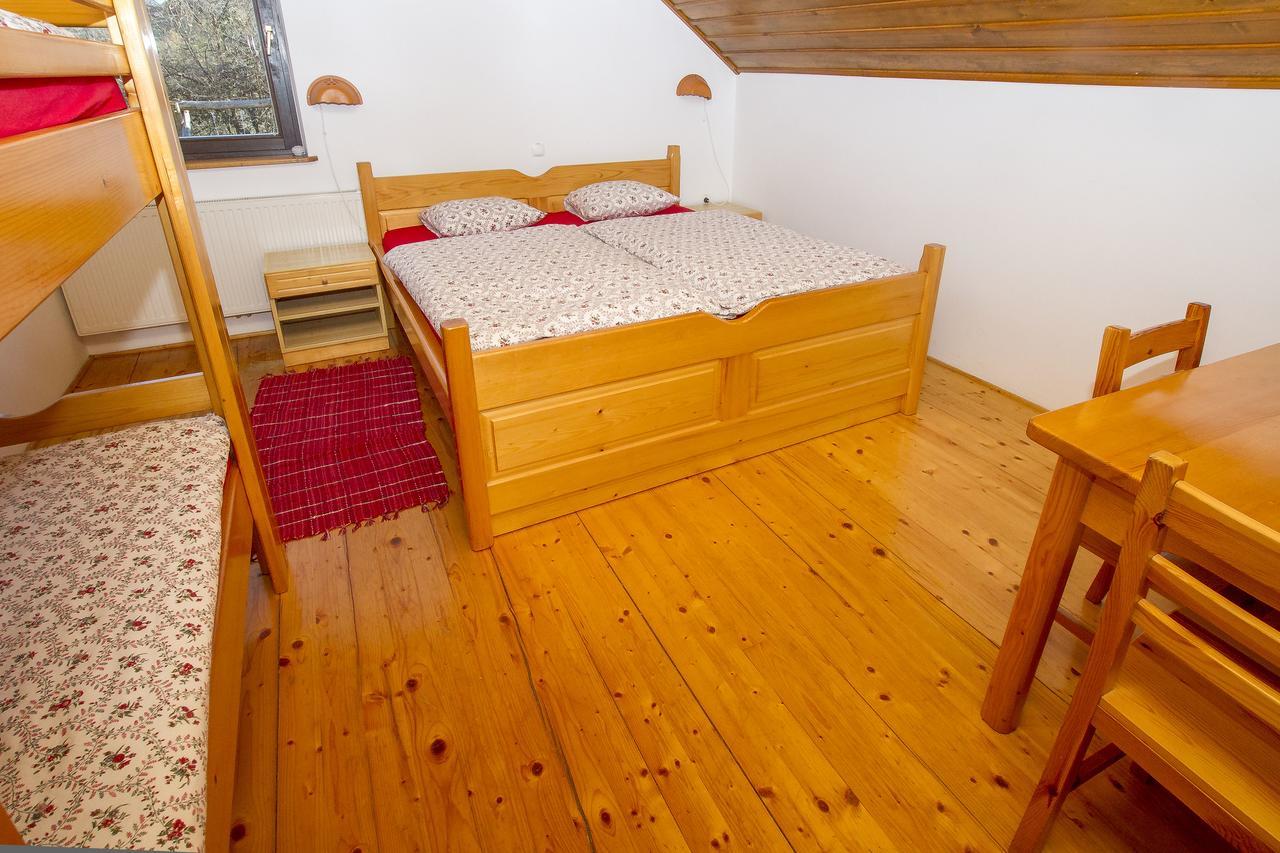 Krška Vas Tourist Farm Pri Martinovihヴィラ エクステリア 写真