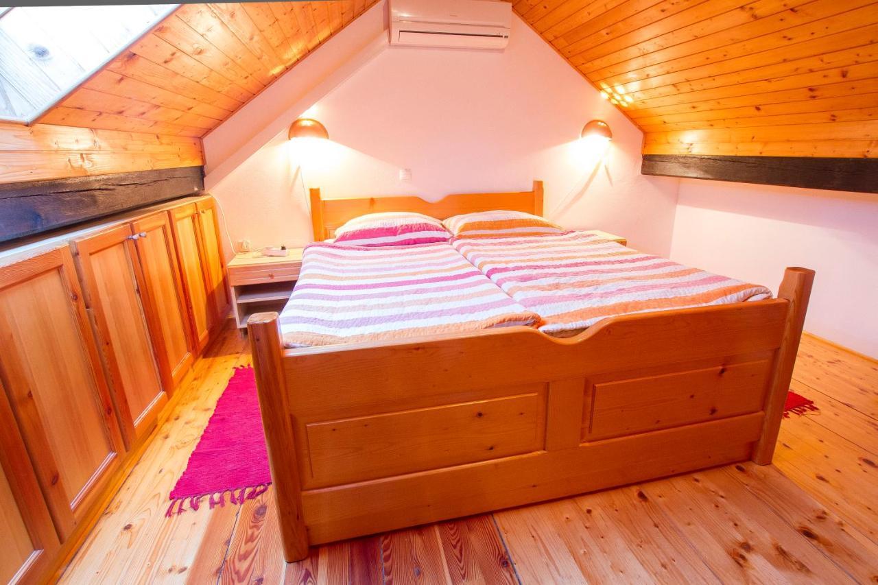 Krška Vas Tourist Farm Pri Martinovihヴィラ 部屋 写真